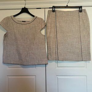Ann Taylor -Tan, Beige and Black Tweed Top, size Large